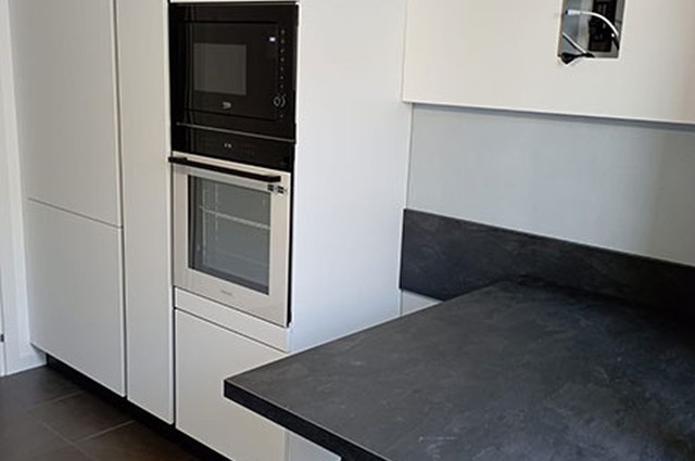 Progettazione cucina lineare e posa